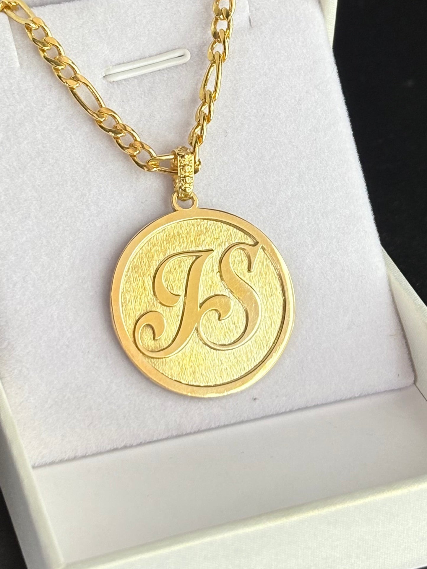 Conjunto Medalla y Cadena