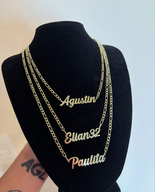Cadena con nombre plata enchapado en oro premium