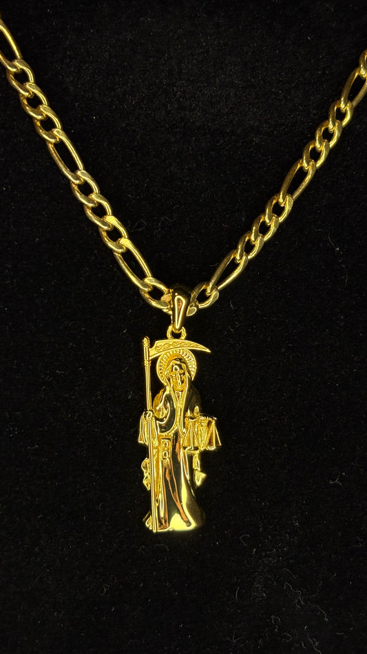 (STOCK) Santa Muerte con cadena