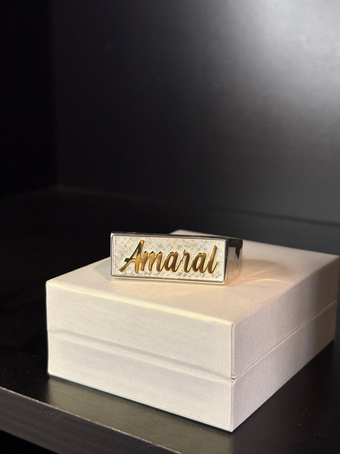 Manopla con nombre en Oro 18k