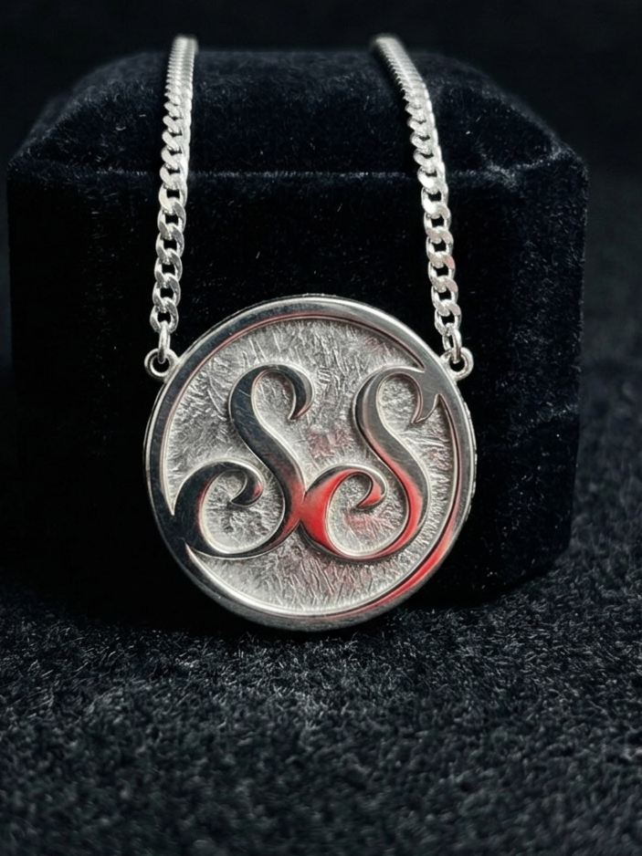 Cadena con nombre Chapita